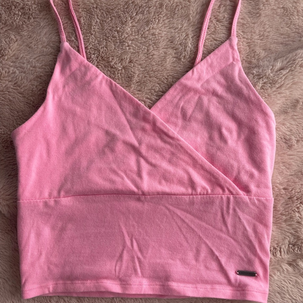 Hollister V-Neck Crop Top